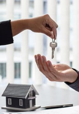 Overcoming Common Sales Challenges in the Construction Industry