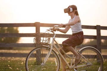 Virtual Reality & Augmented Reality
